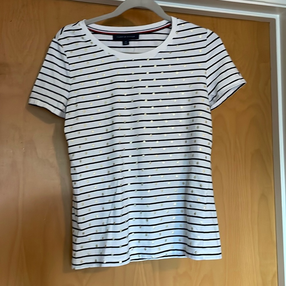 Tommy Hillfiger short sz small